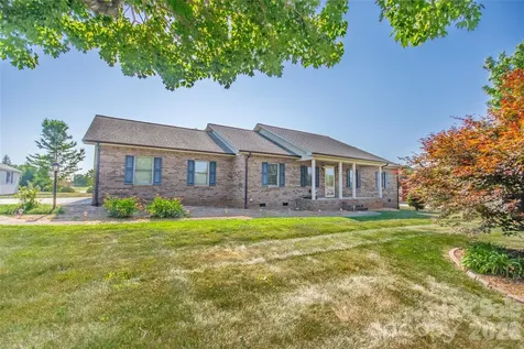 151 Meadow Oaks Drive Statesville NC 28625