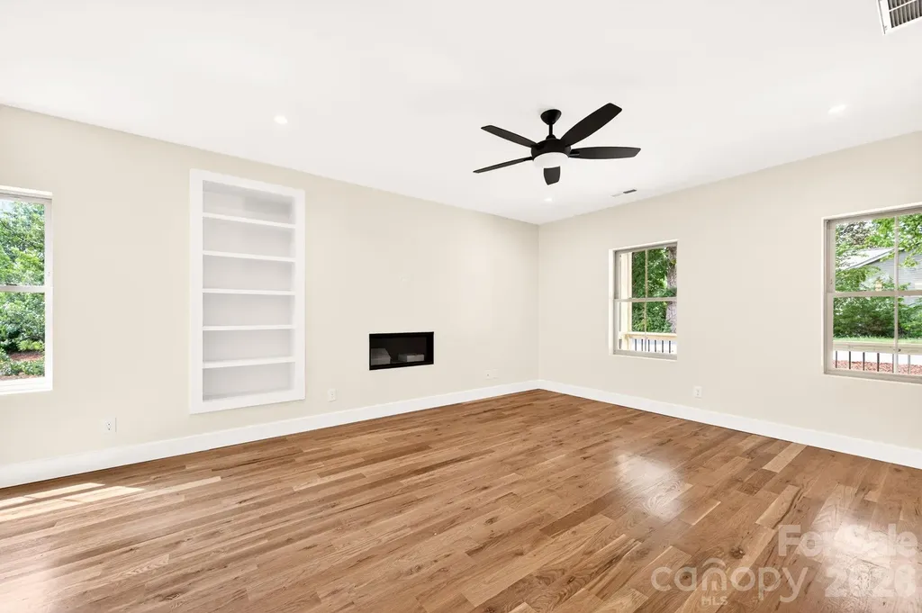 76 Jonestown Road Asheville NC 28804