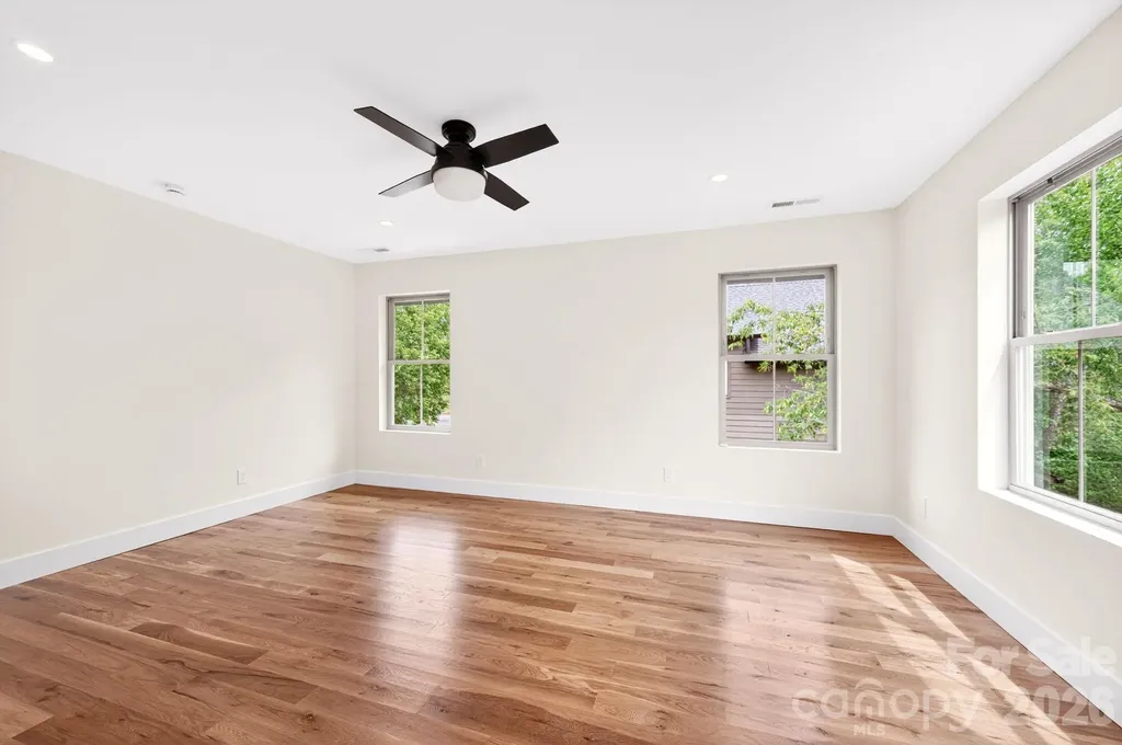 76 Jonestown Road Asheville NC 28804
