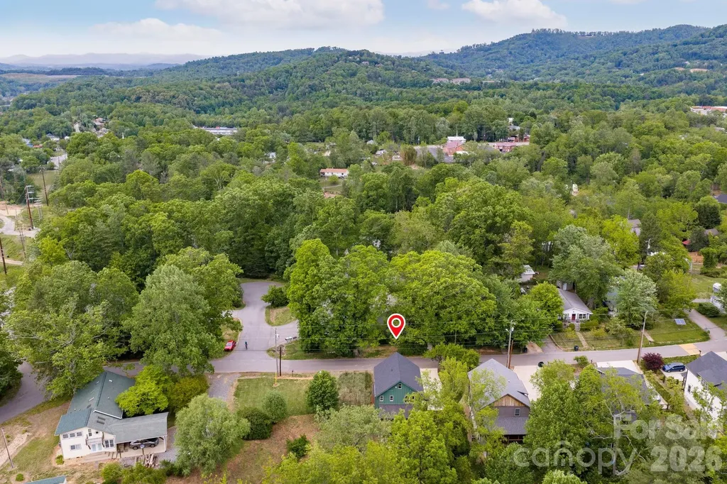 76 Jonestown Road Asheville NC 28804