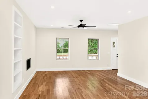 76 Jonestown Road Asheville NC 28804