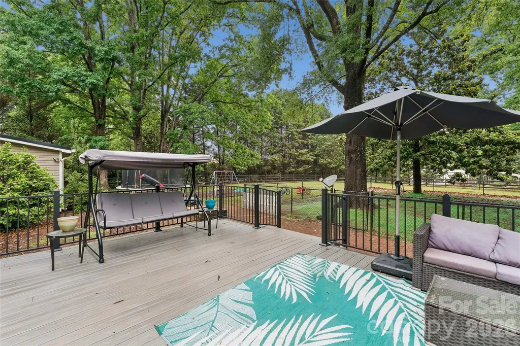 170 Scotts Creek Road Statesville NC 28625