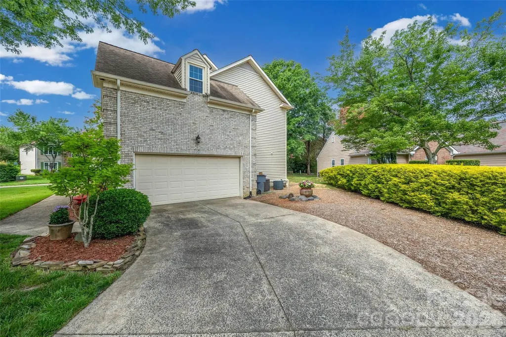13020 Shannon Park Lane Charlotte NC 28273
