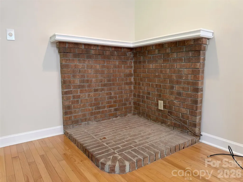 22 Mcminn Road Hendersonville NC 28792