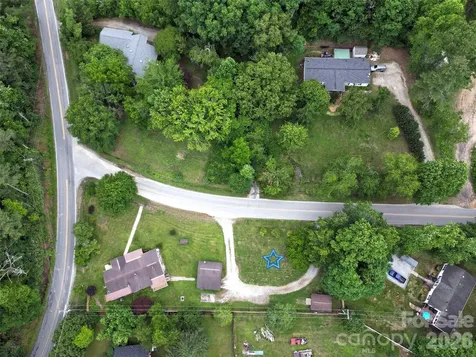 22 Mcminn Road Hendersonville NC 28792