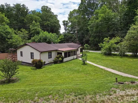 22 Mcminn Road Hendersonville NC 28792