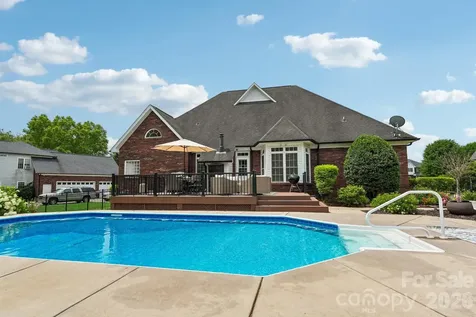8576 Cabot Court Harrisburg NC 28075