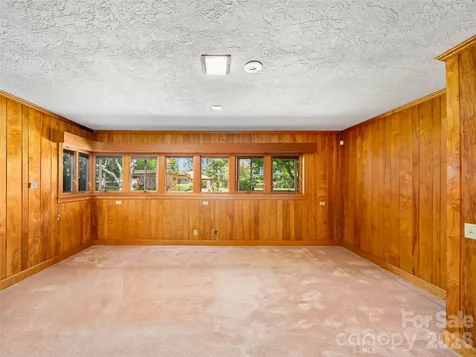 110 Crest View Road Burnsville NC 28714