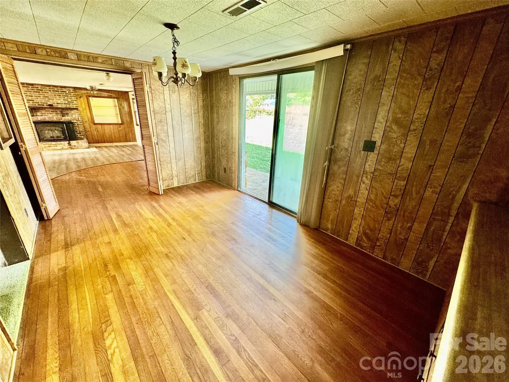 5028 Kurstie Lane Boonville NC 27011