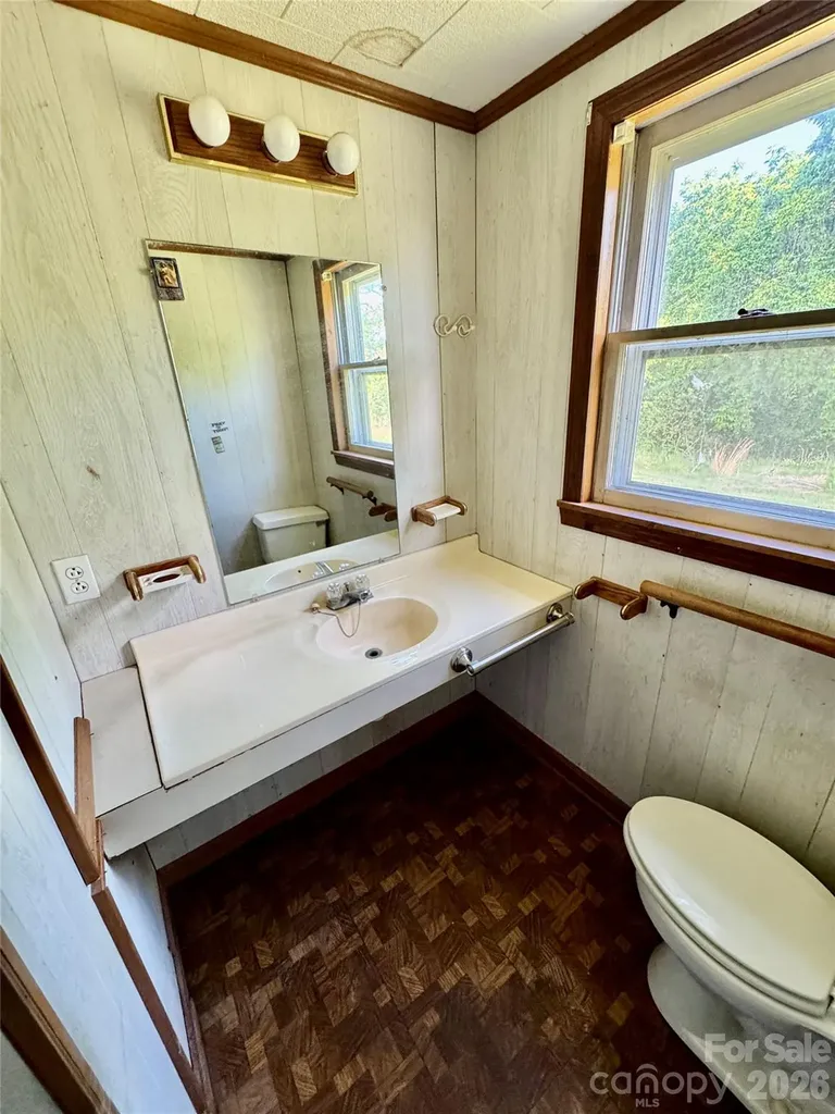 5028 Kurstie Lane Boonville NC 27011