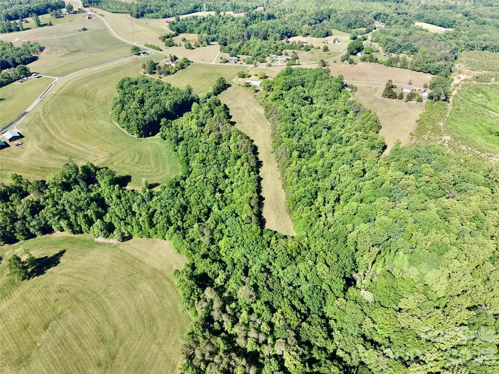 5028 Kurstie Lane Boonville NC 27011