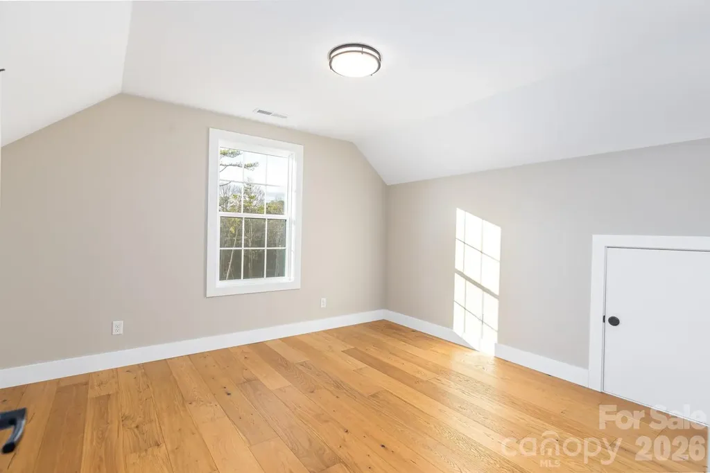 99999 Verde Drive Asheville NC 28806