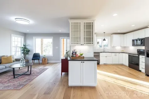 99999 Verde Drive Asheville NC 28806