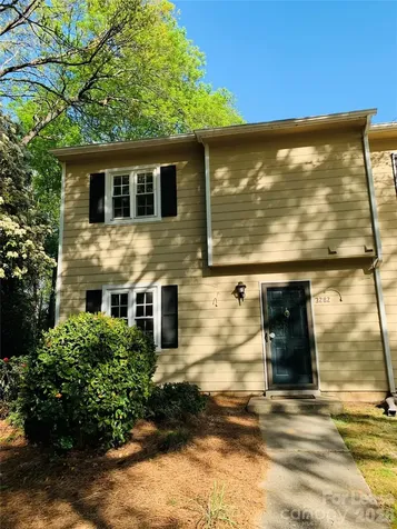 3282 Heathstead Place Charlotte NC 28210