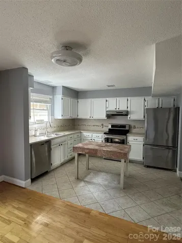 3282 Heathstead Place Charlotte NC 28210