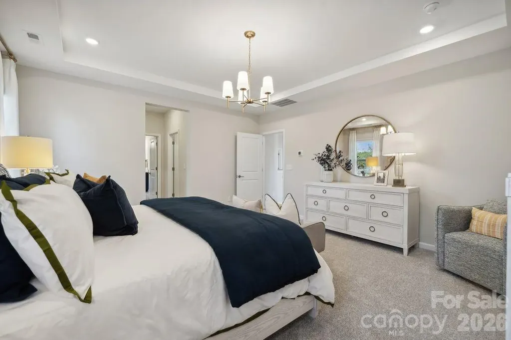 18246 Torchbearer Lane Charlotte NC 28278