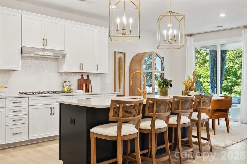 18246 Torchbearer Lane Charlotte NC 28278