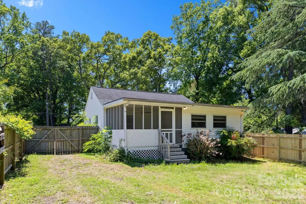 5235 Auburndale Road Charlotte NC 28205