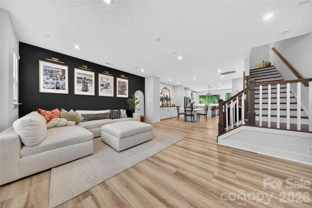 4033 Polluck Way Charlotte NC 28209