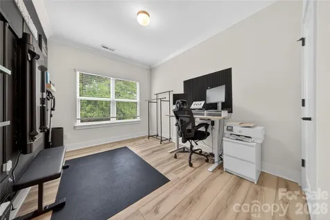 4033 Polluck Way Charlotte NC 28209