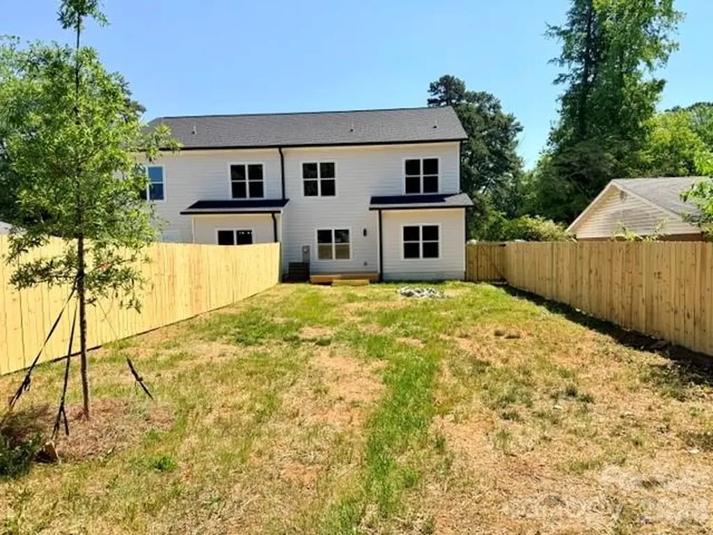 1701 Byrum Street Charlotte NC 28216