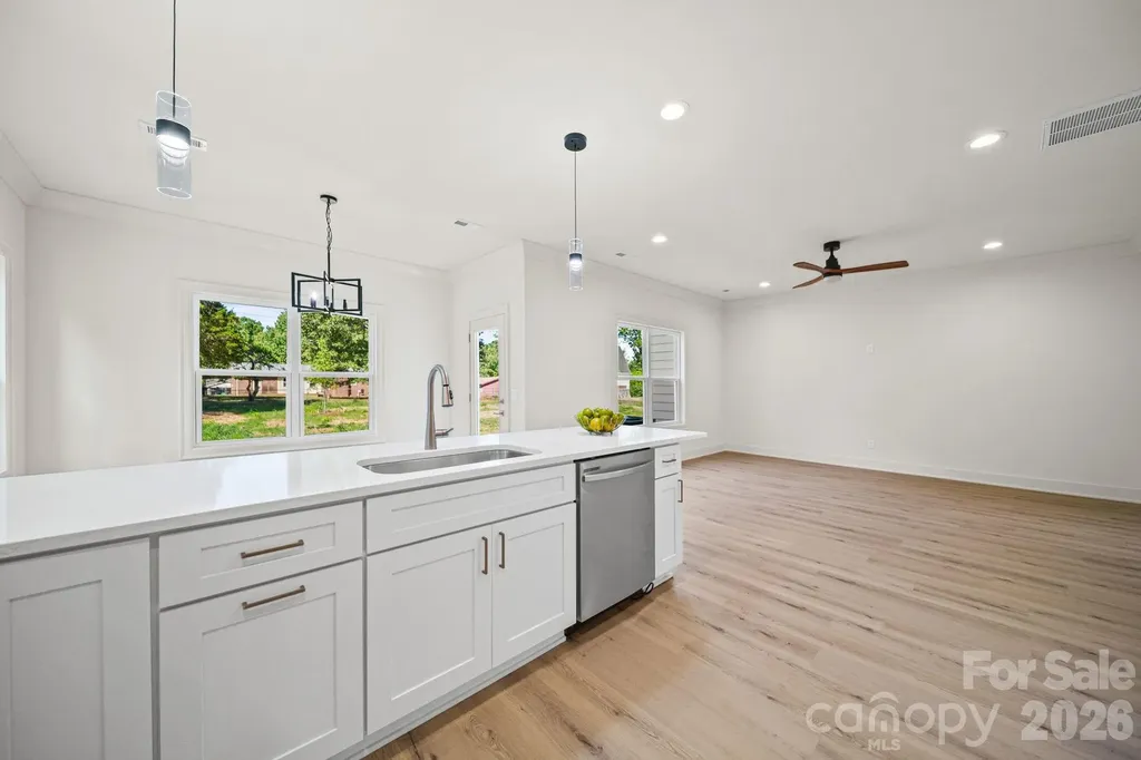 1701 Byrum Street Charlotte NC 28216
