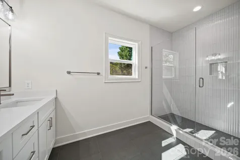 1701 Byrum Street Charlotte NC 28216
