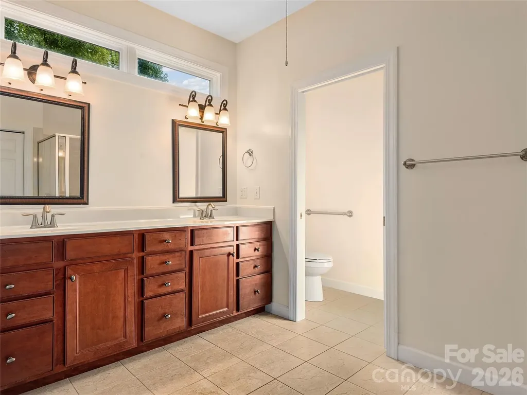 54 Deep Valley Lane Hendersonville NC 28791