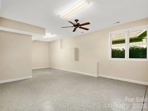 54 Deep Valley Lane Hendersonville NC 28791