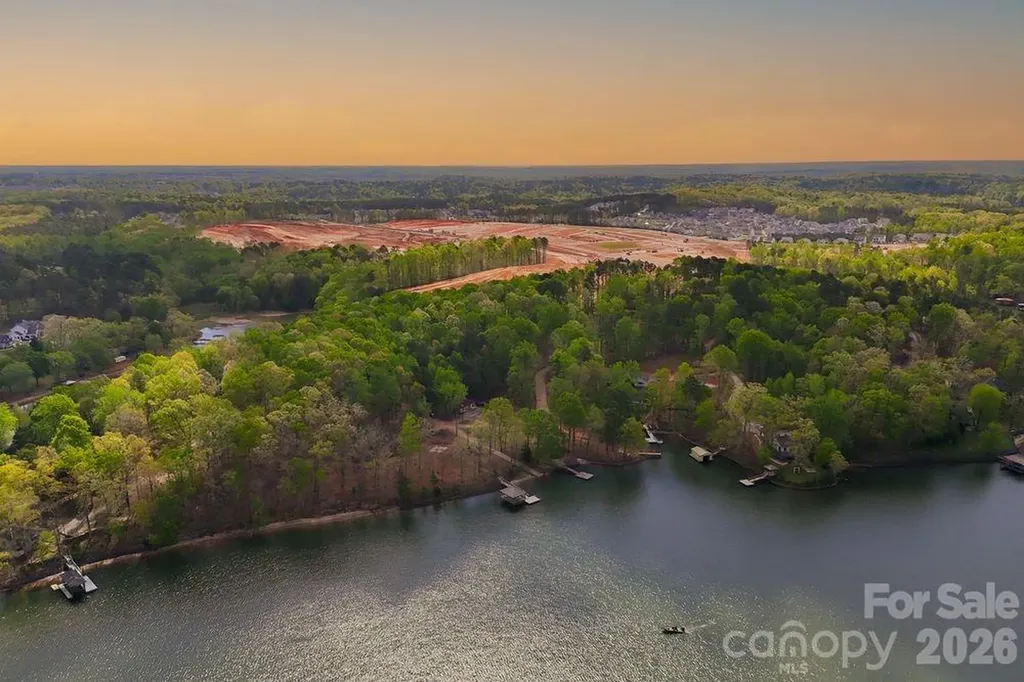 18427 Cove Landing Road Charlotte NC 28278