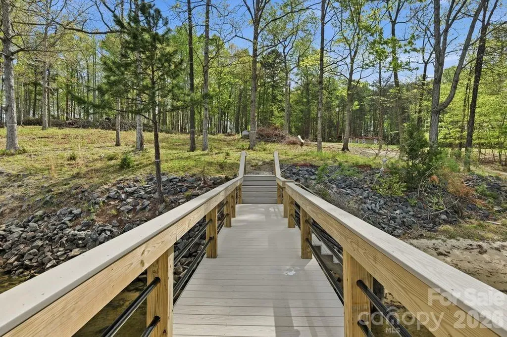 18427 Cove Landing Road Charlotte NC 28278