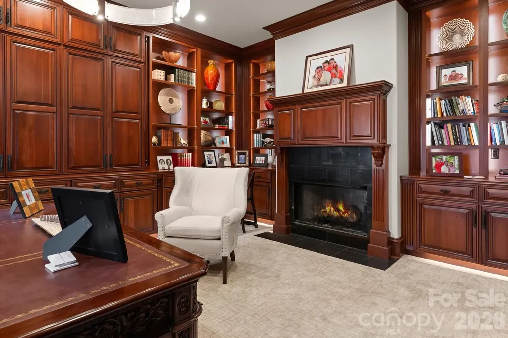 316 S Braeside Court Asheville NC 28803