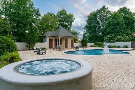 316 S Braeside Court Asheville NC 28803
