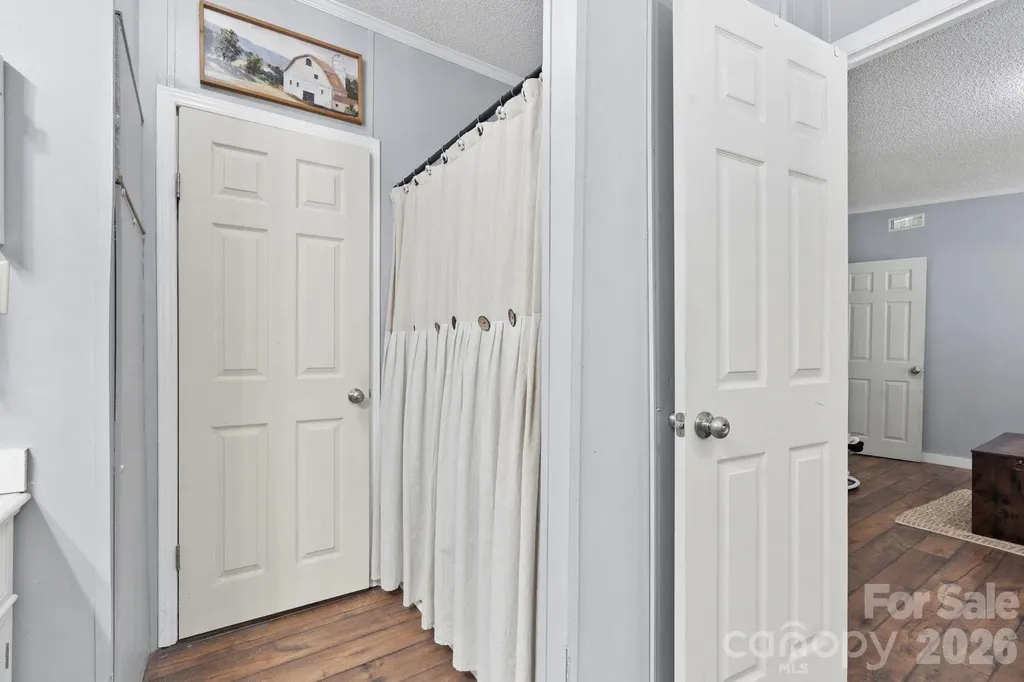 122 Fallswood Court Hendersonville NC 28739