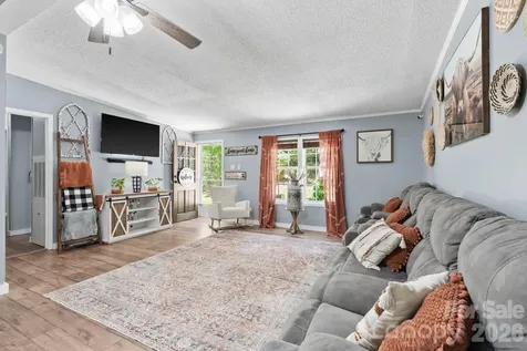 122 Fallswood Court Hendersonville NC 28739
