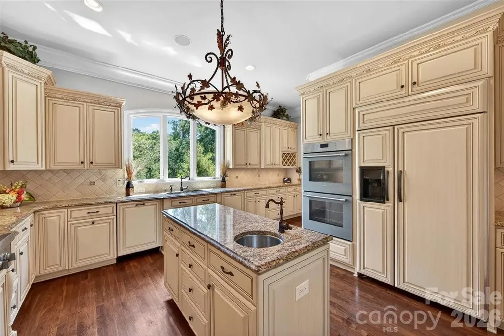 5424 Gorham Drive Charlotte NC 28226