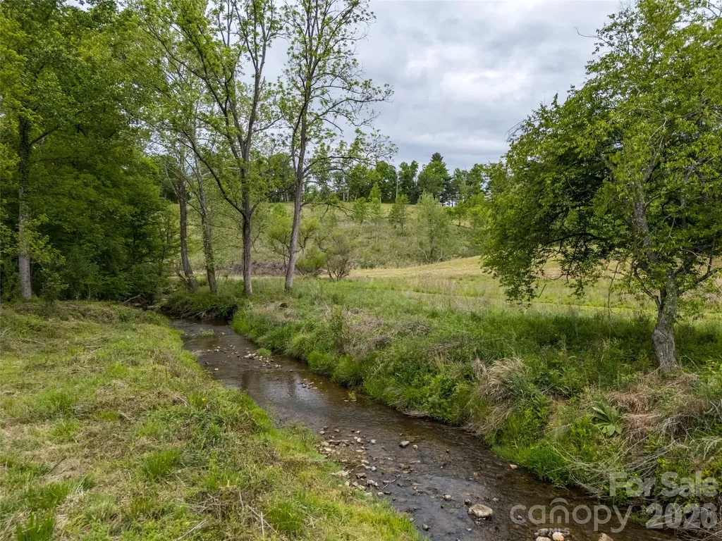 9 Squirrel Ridge Drive Weaverville NC 28787