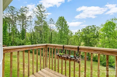 9 Squirrel Ridge Drive Weaverville NC 28787