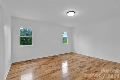 9 Squirrel Ridge Drive Weaverville NC 28787