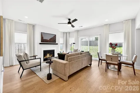 5044 Double Lakes Drive Charlotte NC 28212