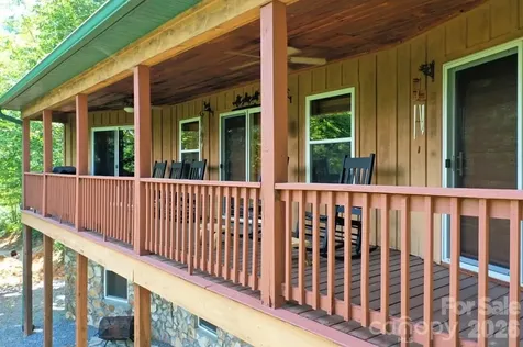 470 Bear Ridge Road Tuckasegee NC 28783