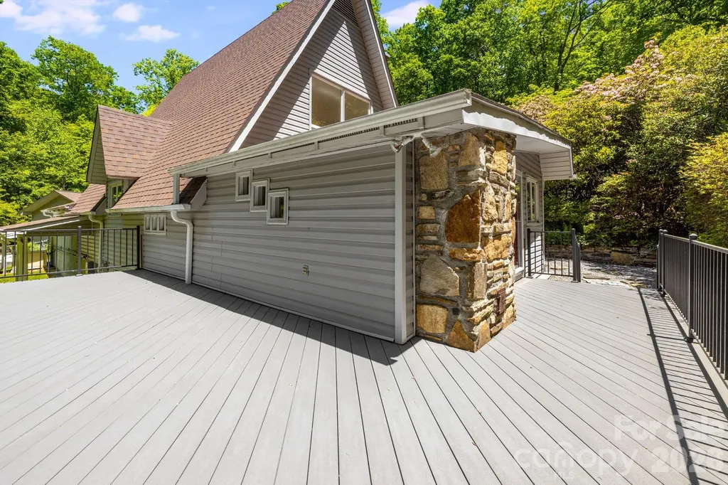 45 Echo Hills Drive Fairview NC 28730
