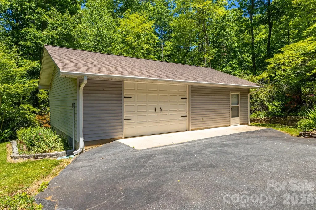 45 Echo Hills Drive Fairview NC 28730