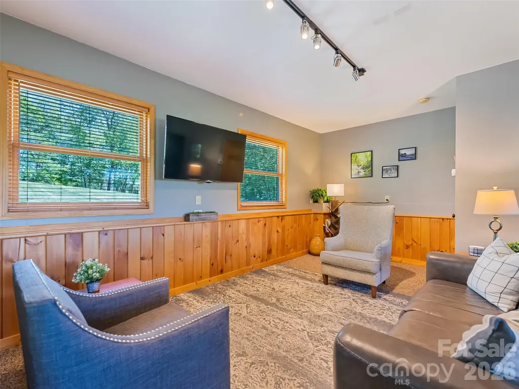 265 Cansadie Top Road Waynesville NC 28785