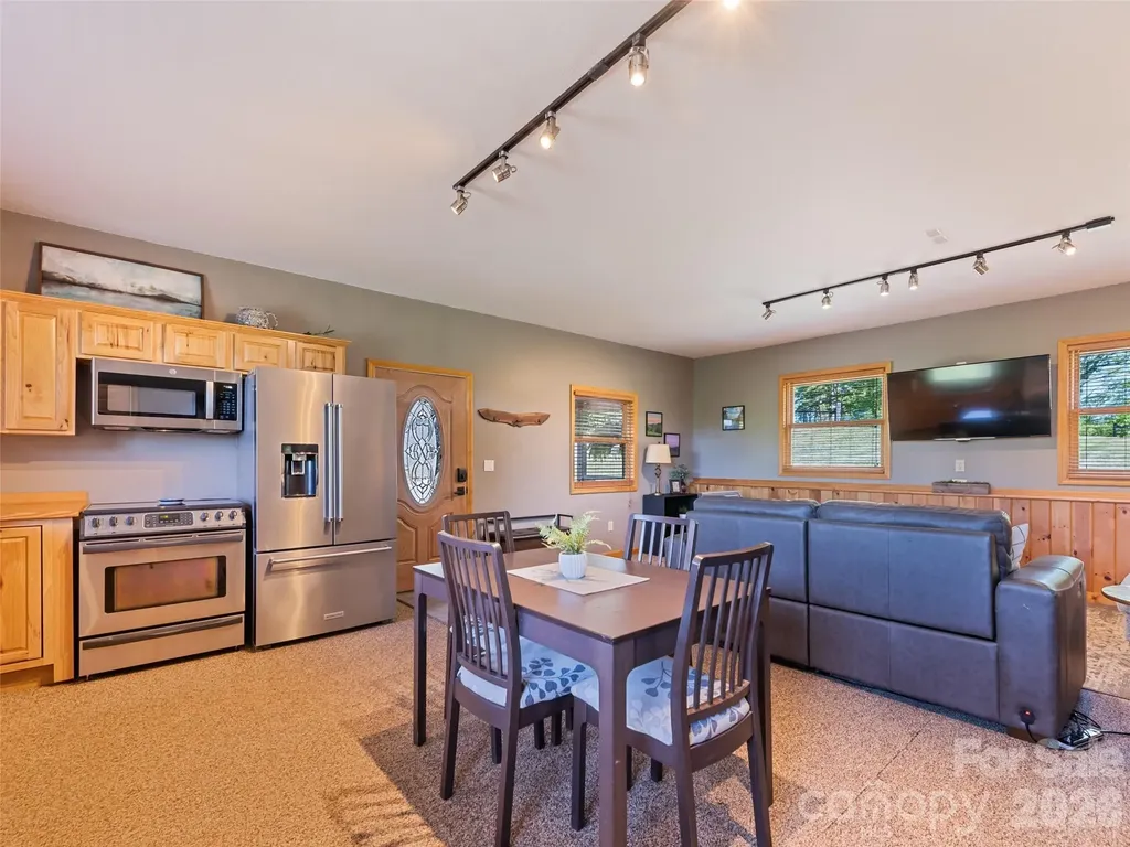 265 Cansadie Top Road Waynesville NC 28785