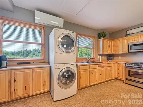 265 Cansadie Top Road Waynesville NC 28785