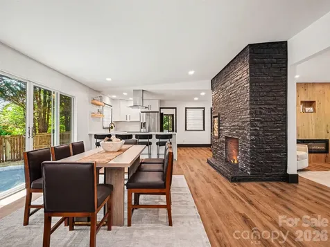 1831 Elizabeth Oaks Avenue Charlotte NC 28216