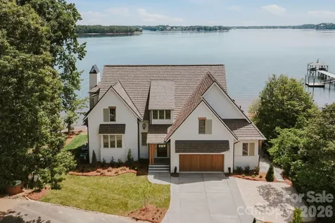 1884 Hagers Point Lane Denver NC 28037