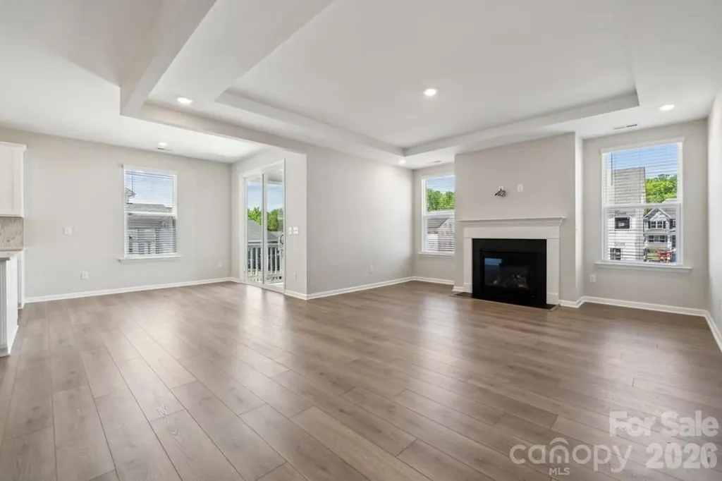 18214 Torchbearer Lane Charlotte NC 28278
