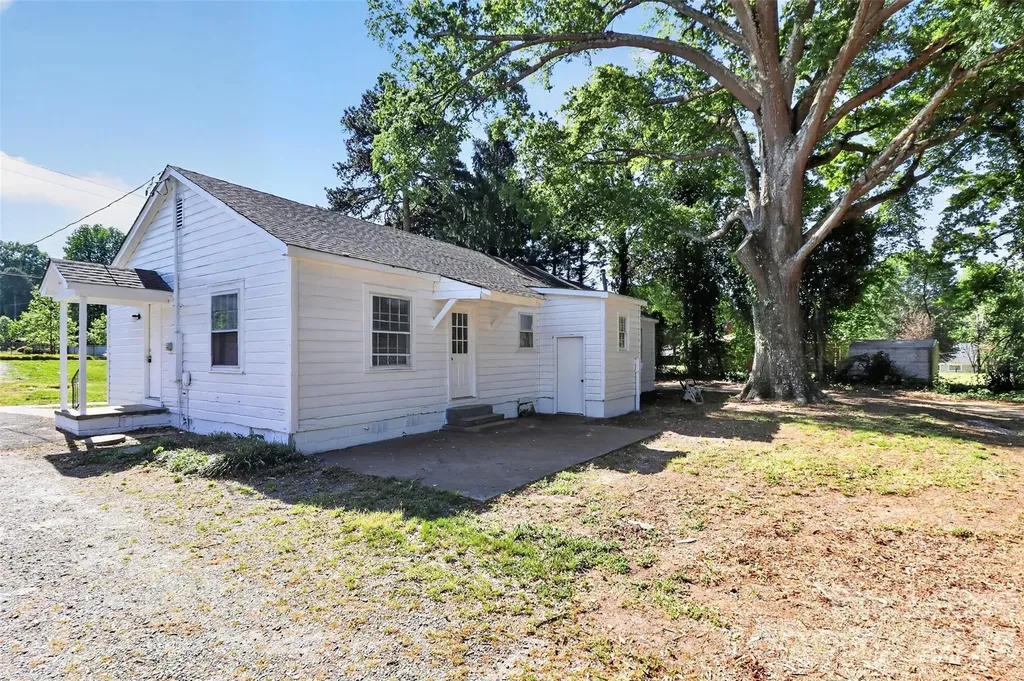 4812 E Wt Harris Boulevard Charlotte NC 28215
